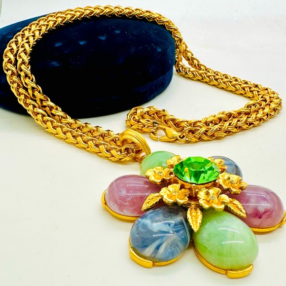 Rare Vintage Signed CRAFT Flower Necklace - Picture 12 of 17